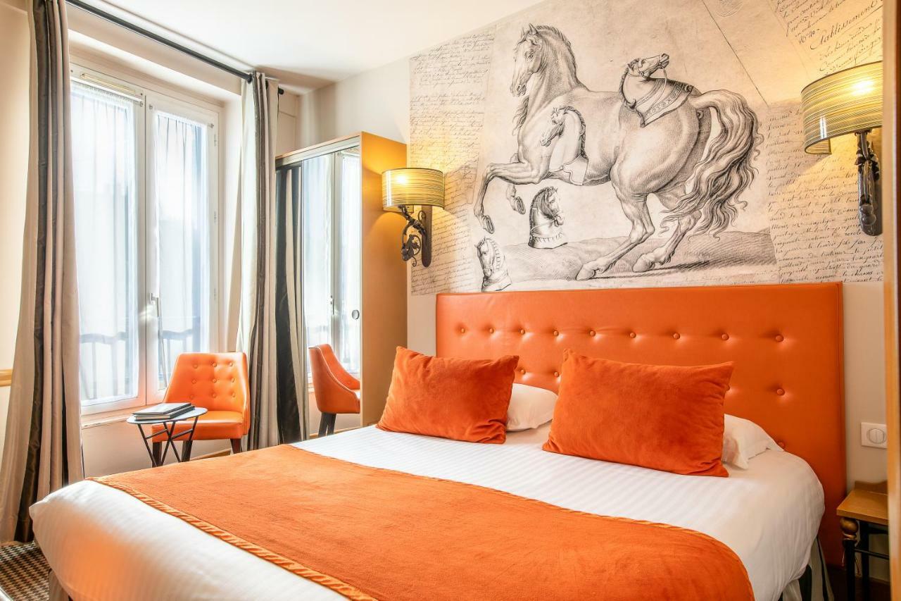 Hotel Des Ducs D'Anjou Paris Exterior photo